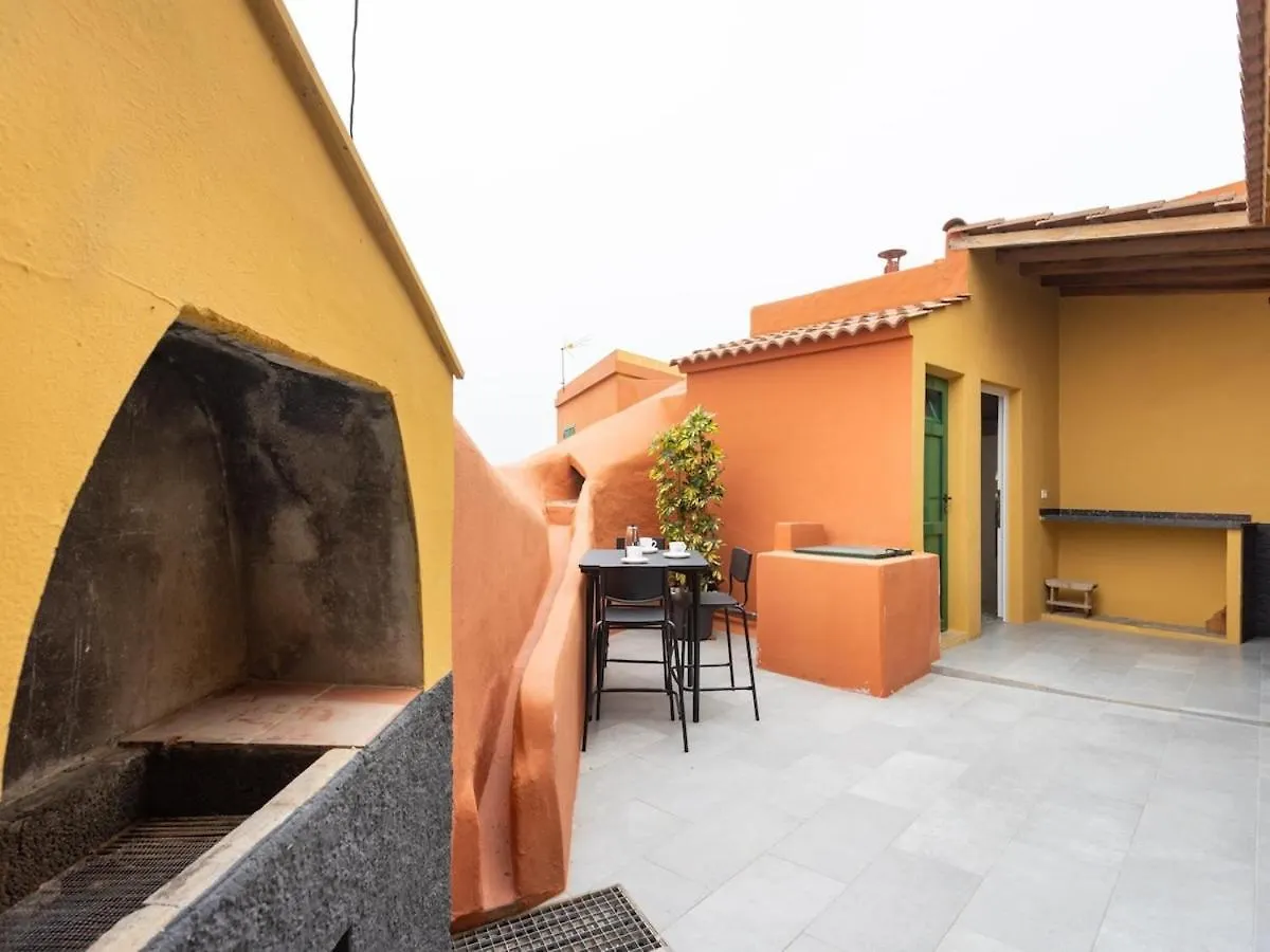 Tatil Evi Lightbooking Casa Cueva Las Teresitas Tenerife Lomo de Mena İspanya