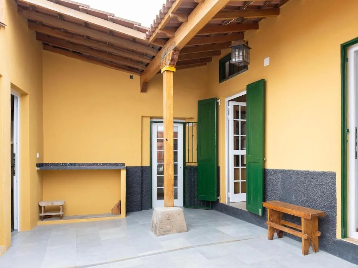Lightbooking Casa Cueva Las Teresitas Tenerife Lomo de Mena Tatil Evi